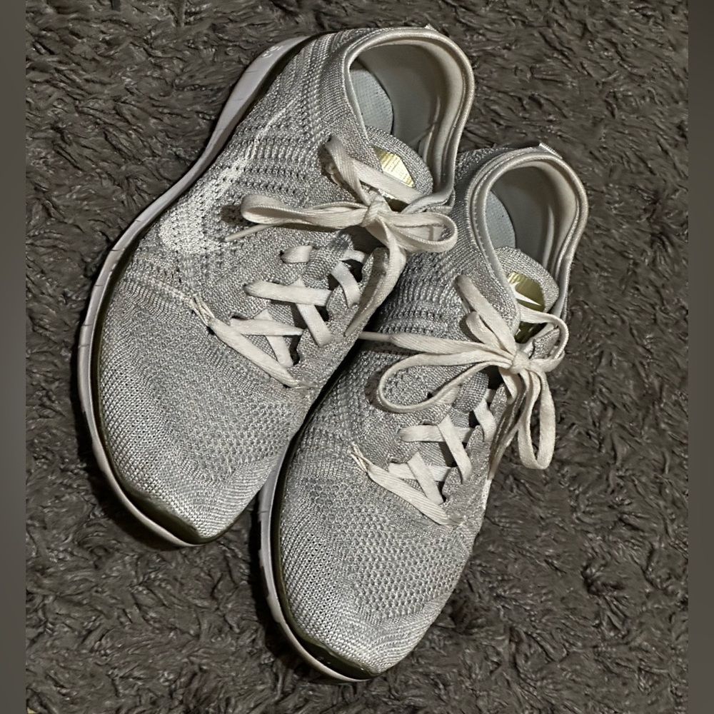Nike Free TR Flyknit Sneakers
